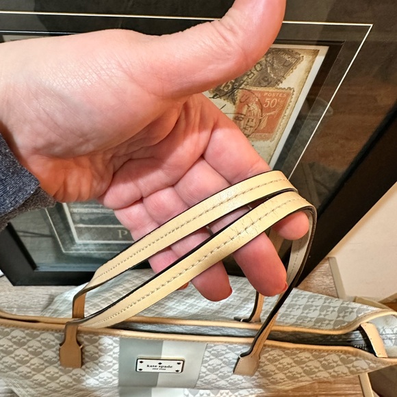 Kate Spade Margareta Gray/White Penn Tote Bag - Picture 5 of 16